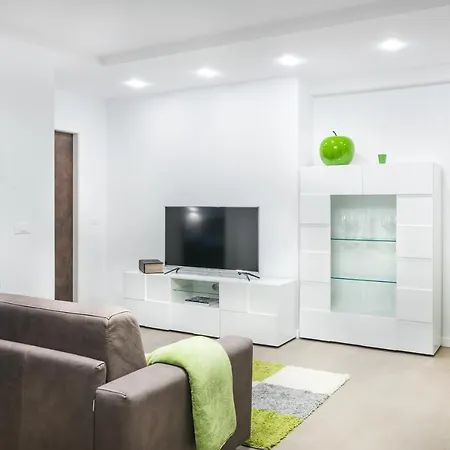 Fior Schiller Apartment *