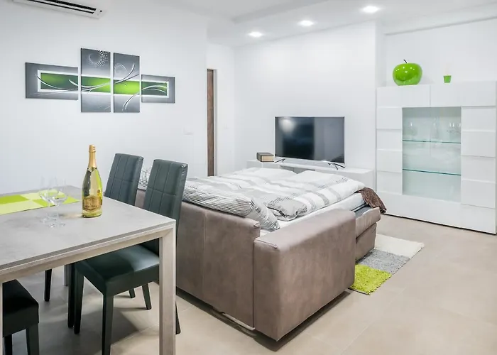 Fior Schiller Appartamento *